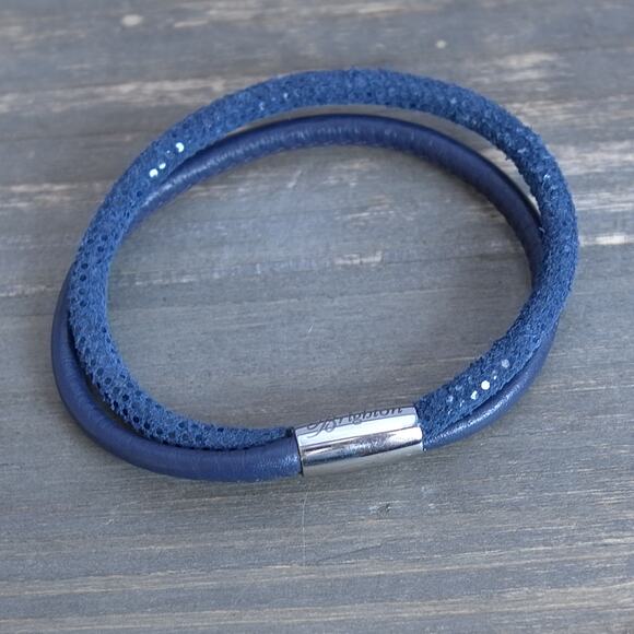 Brighton Woodstock Double Leather Charm Bracelet Python Navy Magnetic 7.5" Blue - Picture 3 of 5